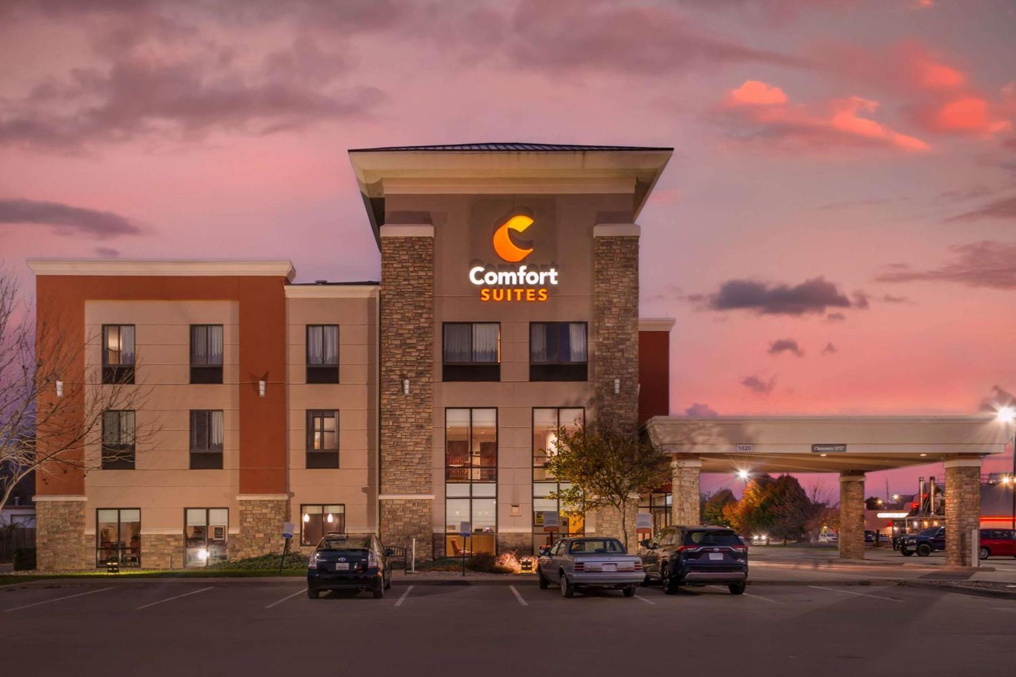 Comfort Suites Manhattan Exterior foto